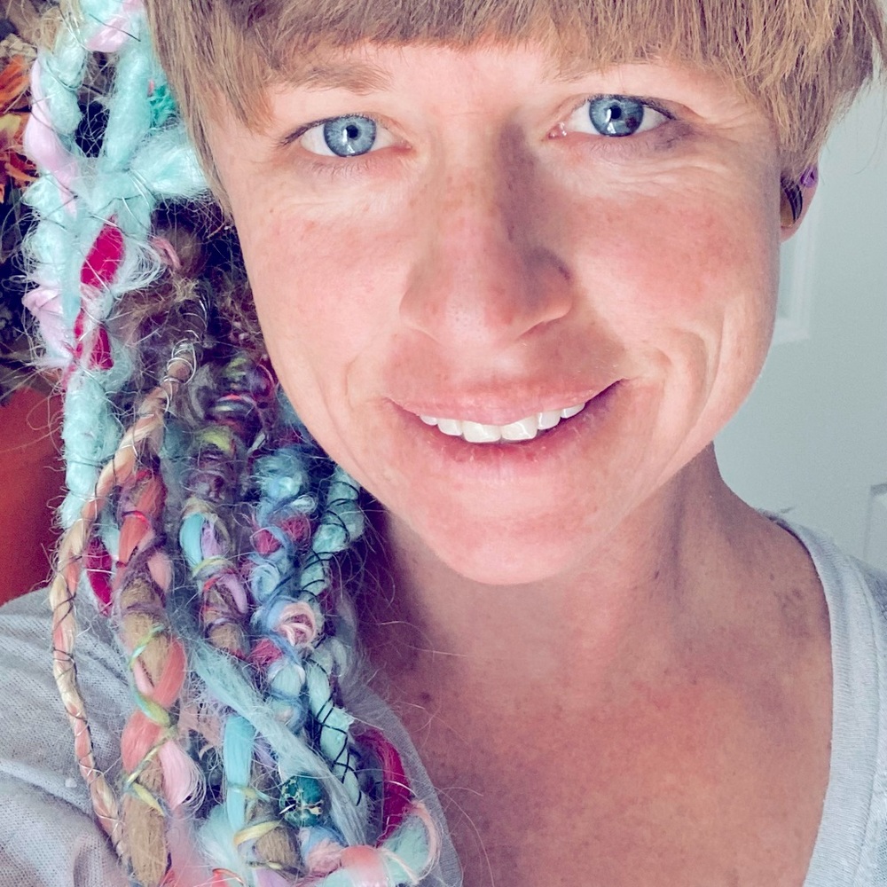 Hair extensions some are head bands and one is a large clip